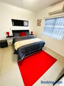 Surrey B&B - Image 5
