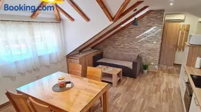 Attic Split apartment near city centre - Image 2
