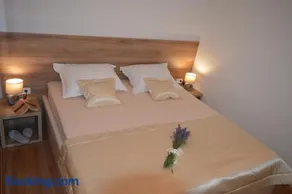 Grabovica Sobe-Blue Lake Luxury Rooms - Image 4