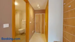 Mountain Angel Apartment - Image 3