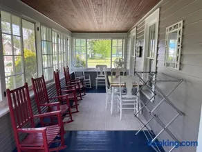 Drop Anchor Cottages and Lake House - Image 4
