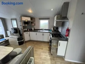 3 Bedroom Caravan MC37, Shanklin, Isle of Wight - Image 5