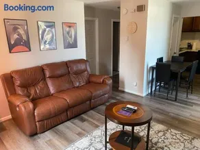 Apartment in West Allis - Image 1