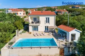 Holiday Home Aqua - Image 2