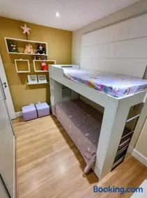 Espaçoso e Confortável Apartamento na Barra da Tijuca - Image 4