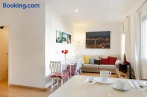 Cute Apartment in Sants Station with HBO & Alexa & AC - Image 3