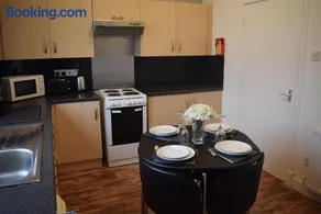 Kelpies Serviced Apartments McDonald- 2 Bedrooms - Image 5