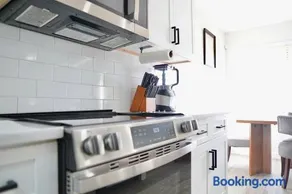 Luxe Stay in Forney 4BR 2BA Gem - Image 3