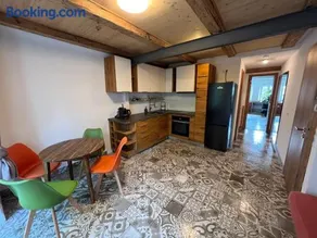 Lifestyle Wohnung mit Terrasse und Garten - Image 3