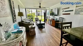 Excellent beach front community, golf course, tennis, sunny weather year round! - Image 1