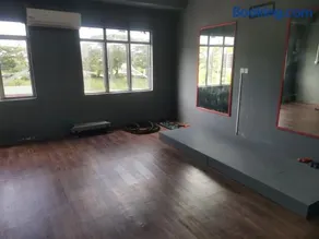 Private Sauna, Gym, Studio and SofaBed - Image 2