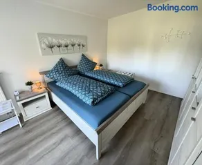 Feines Apartment mit Balkon & Terrasse in ruhiger Gegend - Image 3