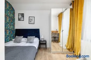 Czeladź Atmospheric Apartment in a Historic Building by Noclegi Renters - Image 2
