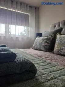 Hampton Premium Rooms Peterborough - Image 1