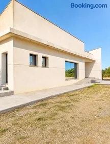 Casa Blanca - Image 2