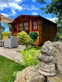 Chalet dans notre jardin - Image 1