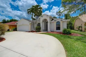 Piccadilly Beach House - Beautiful Updated Home, Private Pool, Tennis, Pickleball Minutes from Downtown 5th Ave & Beaches!!! - Image 4