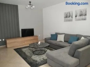 Anna's Apartments - Image 2