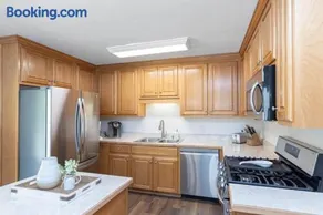 Sleeps 8, Lake Lanier Hidden Gem - Image 4