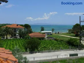 Excellent Villa - Image 4