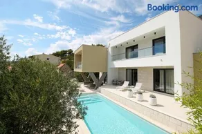 Villa Olive Grove - Image 2