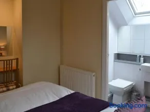 Holly Cottage - Image 5