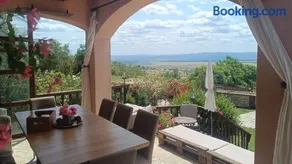 къща за гости villa Jurta - Image 4