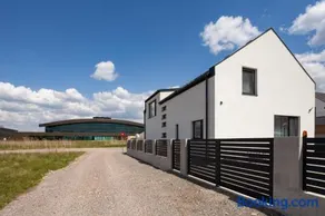 Arena Studios - Image 2