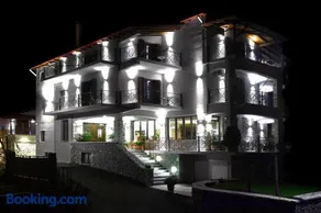 Artemis Traditional Guesthouse - Image 1