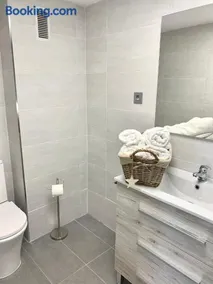APARTAMENTO JUNTO A PLAYA CON PISCINA - Image 2
