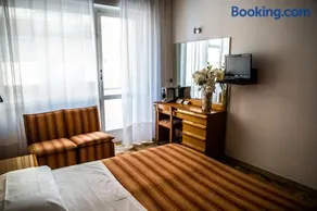 Hotel West End - Image 4