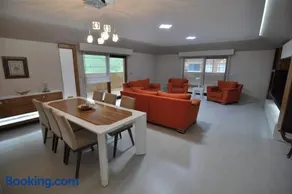 Dekar Apartments - Image 3