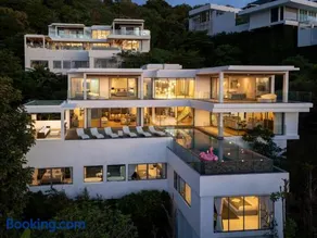 Seascape 6BR Prestige Villa Skyline Pool - Image 2