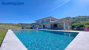 Villa Jade - Image 1
