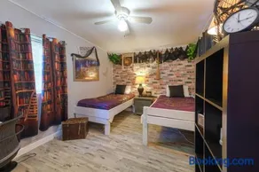 4 BDR Home On Jessamine Dream Lake, Pool, Hot Tub, Bocce Ball, Putting - Image 4