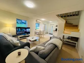 Casa Lumire Forest Hall A Cozy Family Home - Image 3