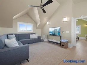 Kennebeck Views - Ocean View, Roof Patio, Steps to Beach & Boardwalk - Image 1
