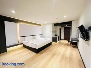 9D City & 9D Express Hotel - Image 5