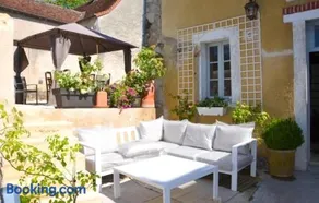 Maison de charme au cœur du Blanc, avec spa et jardin - Image 2