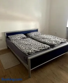 Ferienwohnung mit 3 Schlafzimmern und Balkon - Image 1
