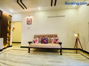 Sowkya Stays, Kakinada - Home Stay, Service Apartment, Vididhillu - Image 5