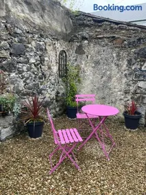 The Small House - Image 4