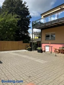 Einfamilienhaus unterm Dach - Image 1