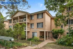 Luxury Private Top Floor Apartment Sutherland, Australia - Image 2
