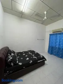 Hajjah Homestay Jln Rajawali Tg Agas - Image 1