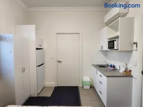 Royal Hotel Gympie - Image 1