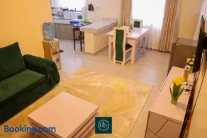 Executive 1BR with Free WiFi & Netflix - Image 3