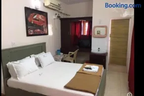 Anandan Tourist Home - Image 3