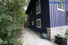 Wooded Riverside Retreat - Image 2