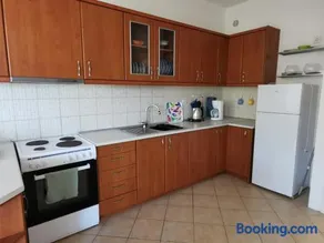 Oliana Apartments - Image 2